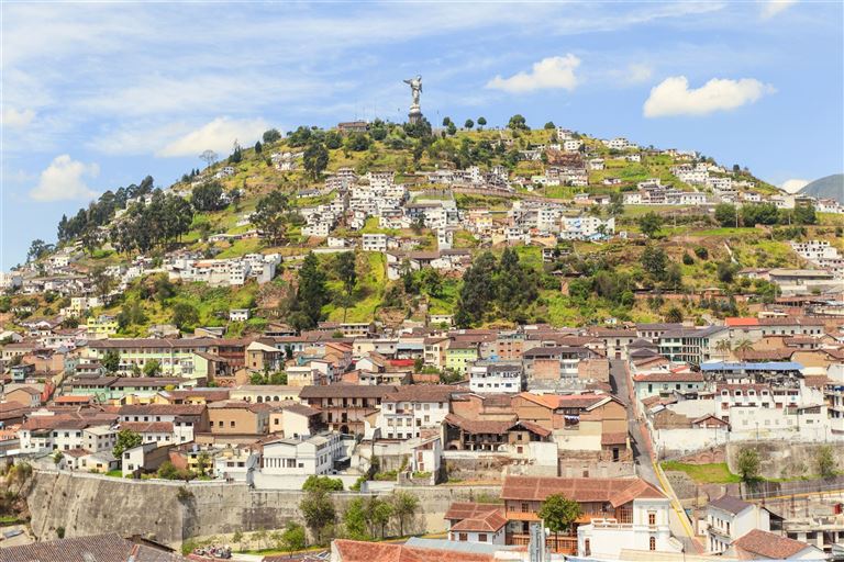 Auf der Avenida de los Volcanes ©Ammit/adobestock